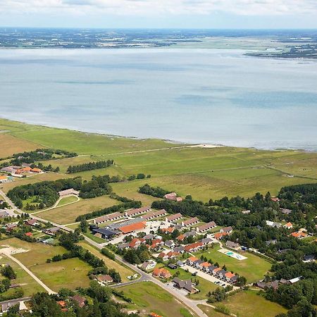 6 Person Holiday Home On A Holiday Park In Bl Vand Blåvand Kültér fotó