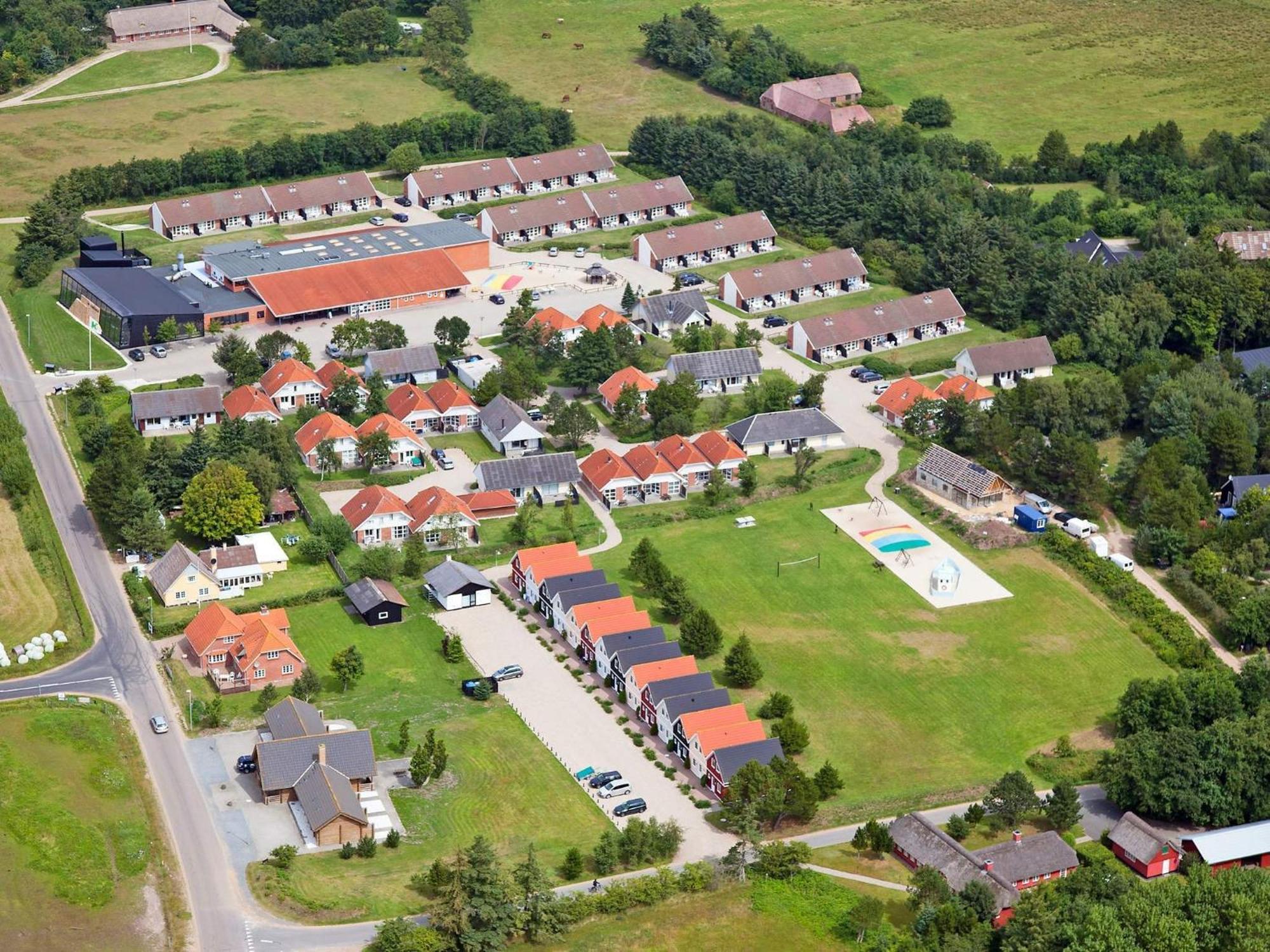 6 Person Holiday Home On A Holiday Park In Bl Vand Blåvand Kültér fotó